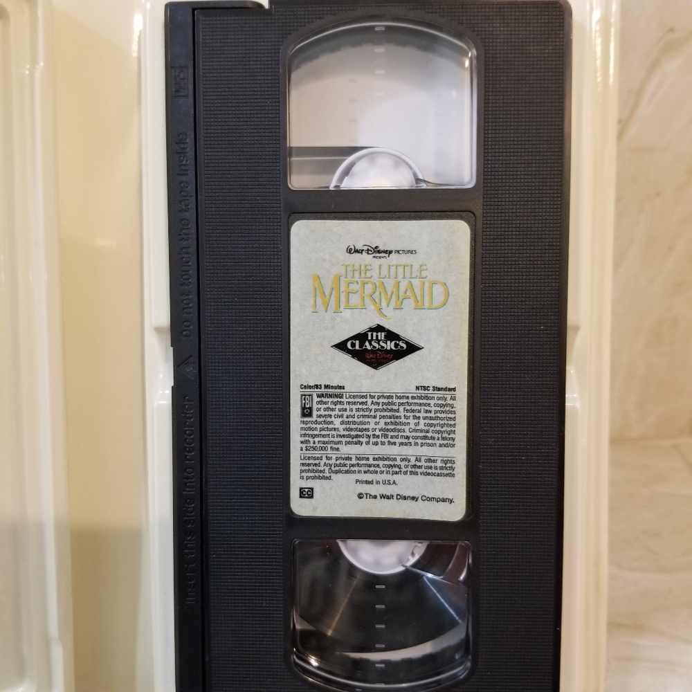 BANNED COVER ART BLACK DIAMOND CLASSIC DISNEY'S THE LITTLE MERMAID - Picture 4 of 8